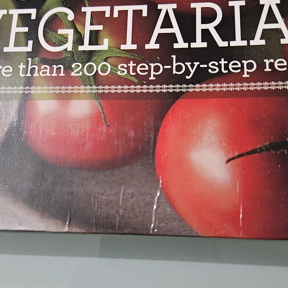 Essential Vegetarian Cookbook - Picture 13 of 16